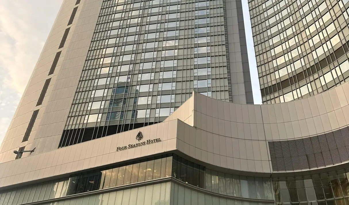 Luxury City Hotels for Business Travelers: Best Stays for Work & Comfort (2026 Guide)